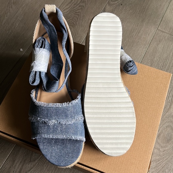 JUST FAB Denim Jeans Espadrille Platform Wedge Sandal - NWOT - Size 8 - Picture 9 of 10